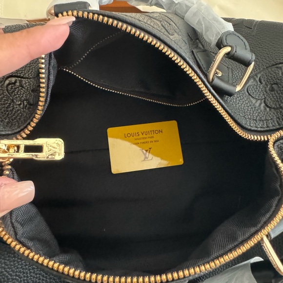 Black Embossed Leather Bag - Picture 2 of 9